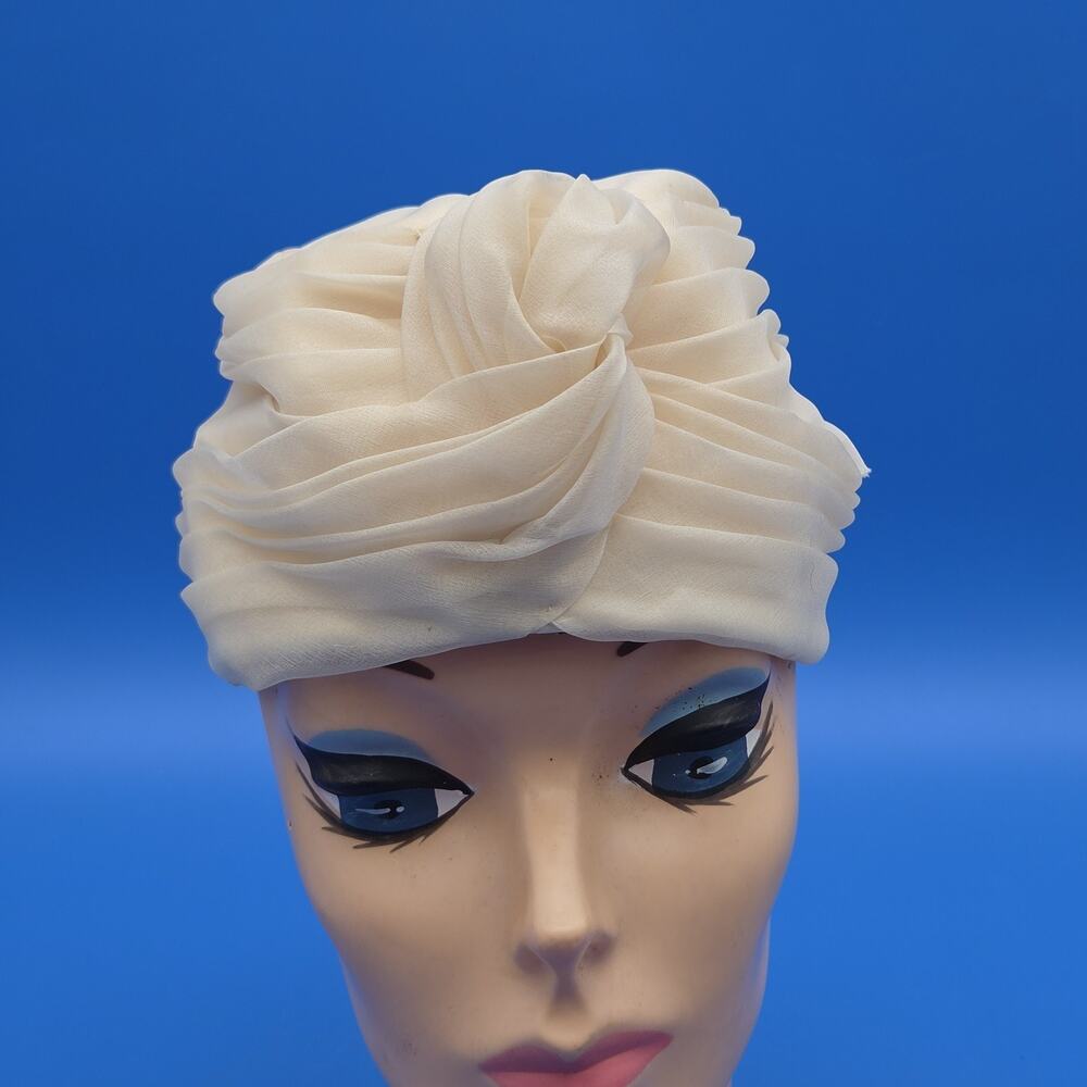 I. Magnin & Co Vintage Cream Chiffon Turban Hat Draped Pleated Womens
